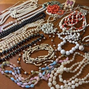 2 Pounds Vtg Costume Jewelry Lot: Chunky Beads, Strands, Statement More